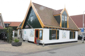 Отель Hotel West Inn  Hippolytushoef